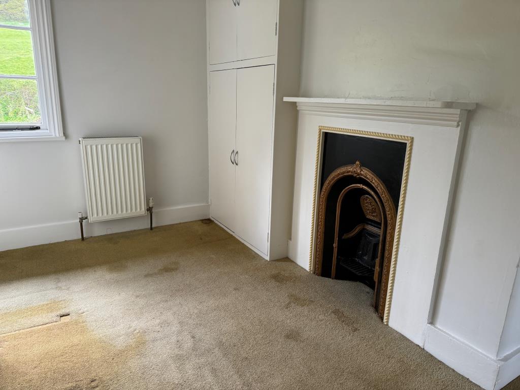 Lot: 24 - SEMI-DETACHED COTTAGE IN RURAL LOCATION - Bedroom 2